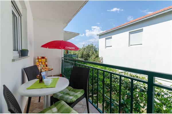 Apartment A4, for 3 persons