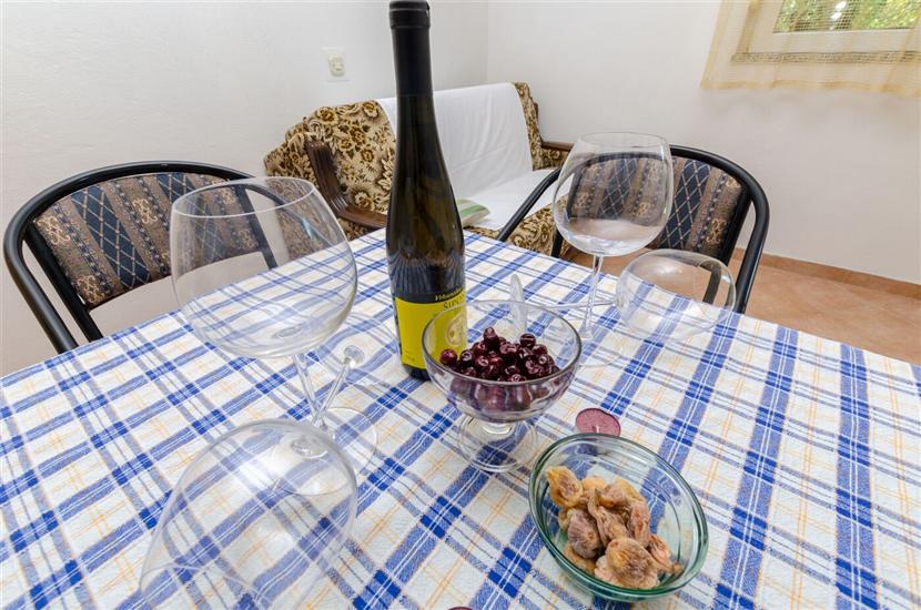 Apartment A5, for 4 persons