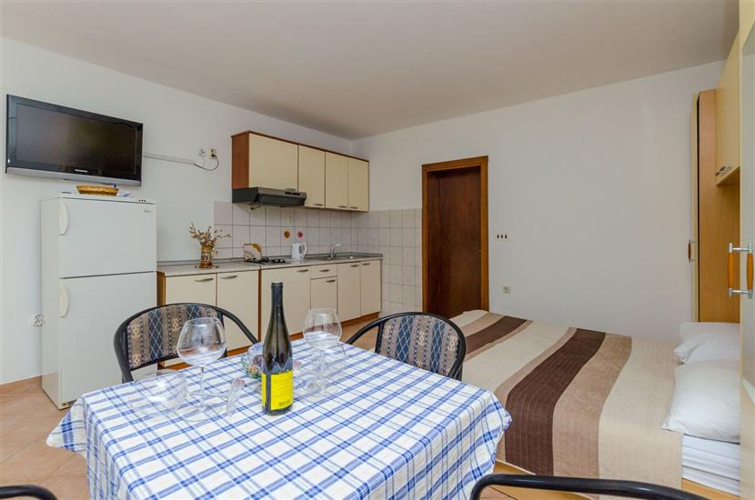 Apartment A5, for 4 persons