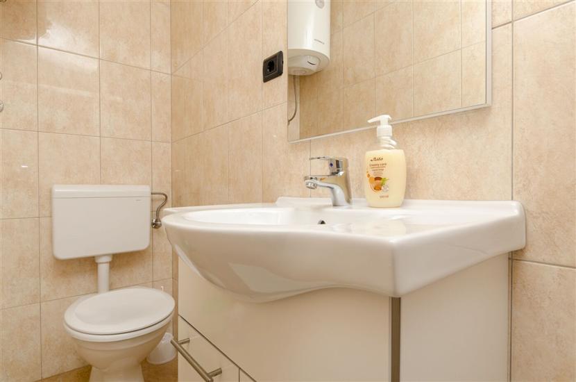 Apartment A2, for 4 persons