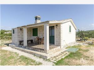 Maison Lučica Splitska - île de Brac, Maison isolée, Superficie 35,00 m2, Distance (vol d'oiseau) jusque la mer 200 m