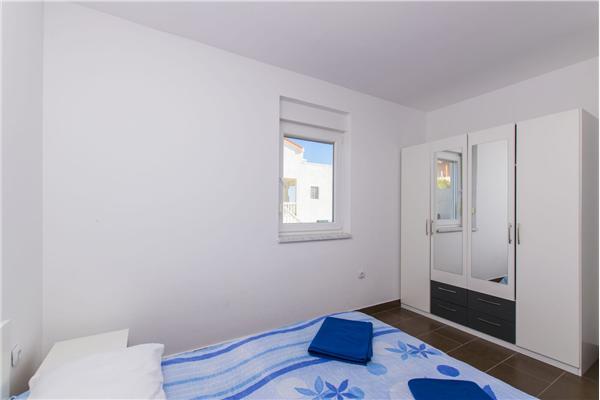 Apartment A2, for 3 persons