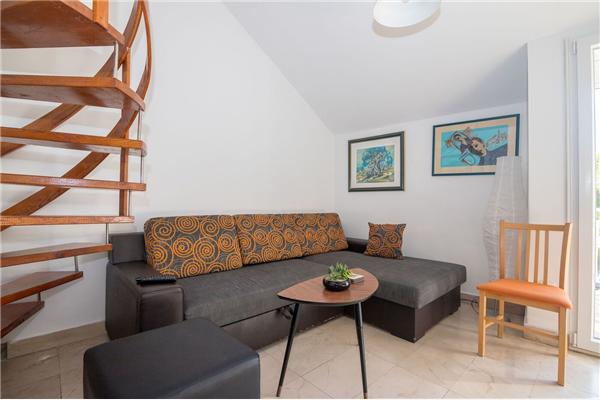 Apartment A1, for 6 persons