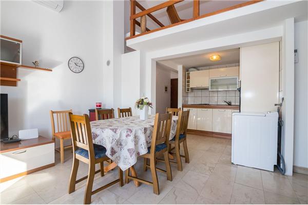 Apartment A1, for 6 persons