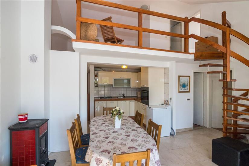 Apartment A1, for 6 persons