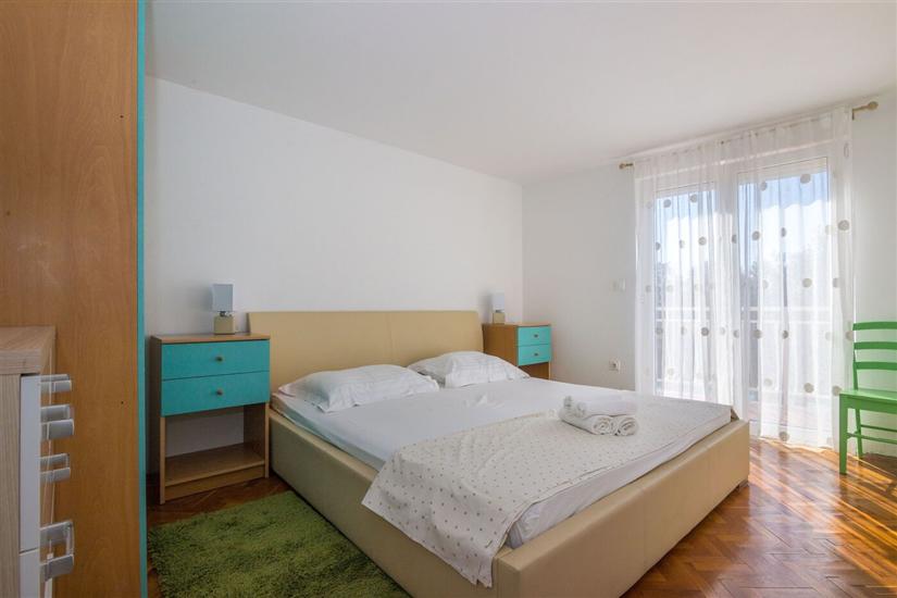 Apartment A1, for 6 persons