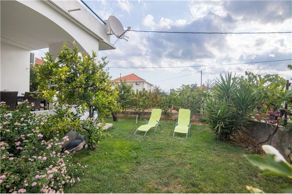 Apartment A1, for 6 persons