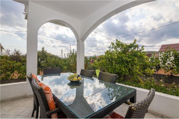 Apartment A1, for 6 persons