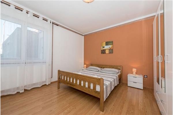 Apartment A1, for 6 persons