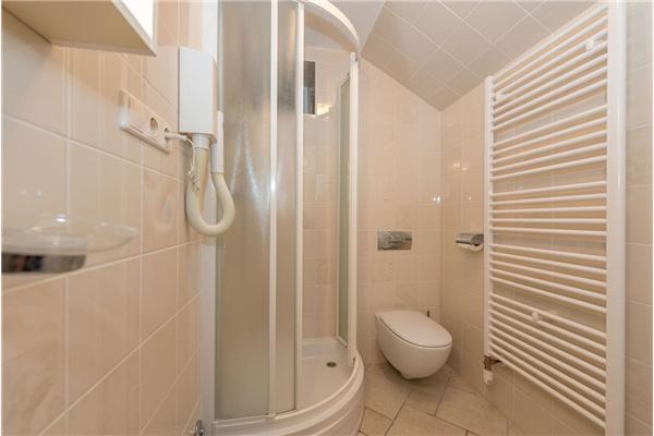 House K1, for 10 persons