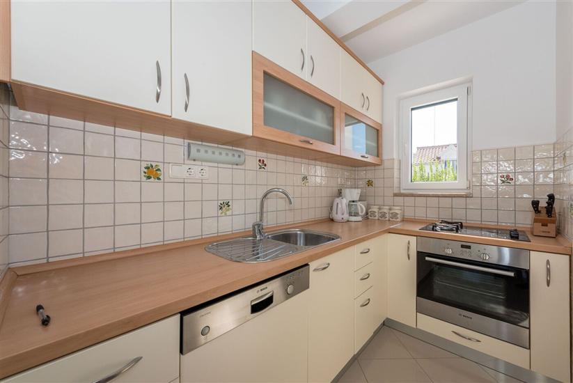 House K1, for 10 persons