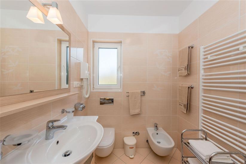 House K1, for 10 persons