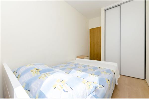 Apartment A2, for 8 persons