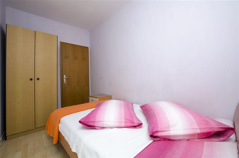 Apartment A2, for 8 persons