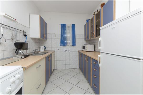 Apartment A2, for 8 persons