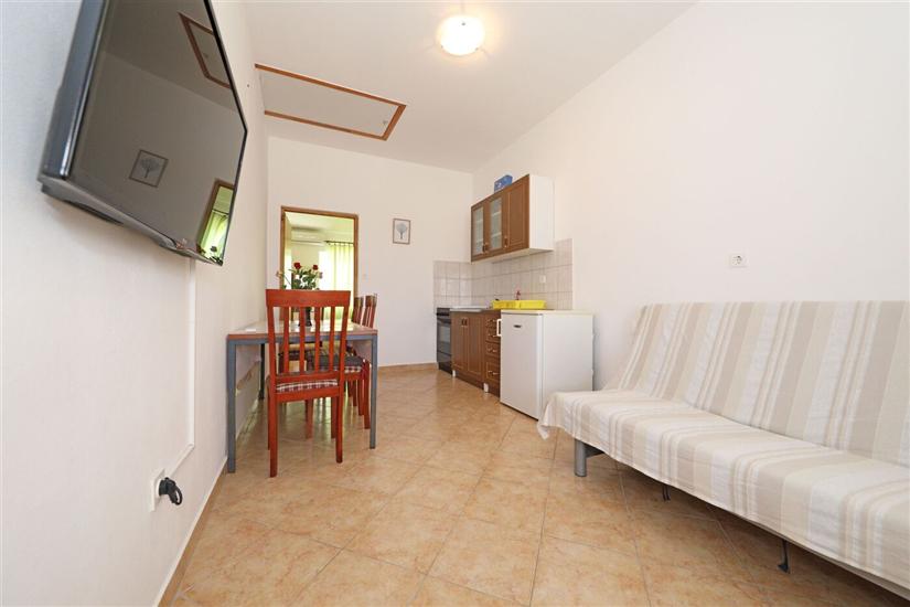 Apartment A2, for 3 persons