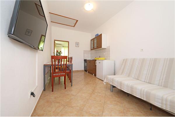 Apartment A2, for 3 persons