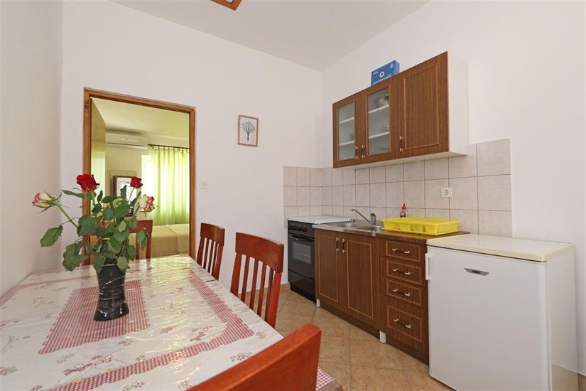Apartment A2, for 3 persons