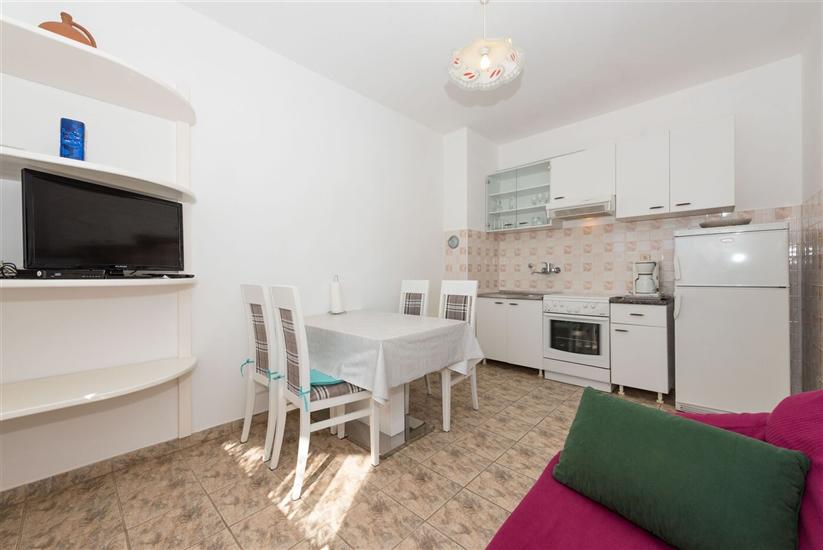 Apartment A2, for 4 persons