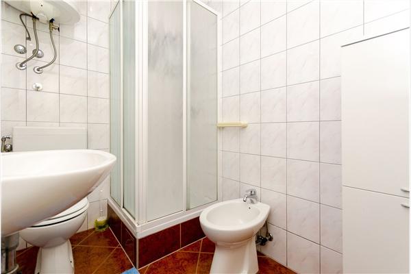 Apartment A4, for 8 persons