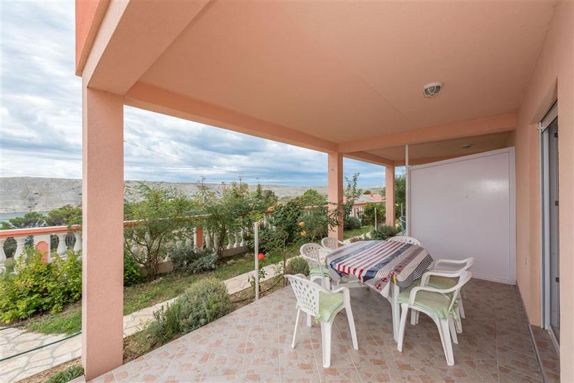 Apartment A2, for 4 persons