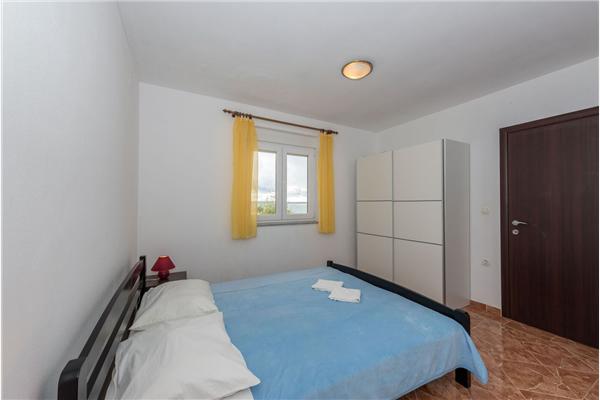 Apartment A2, for 4 persons