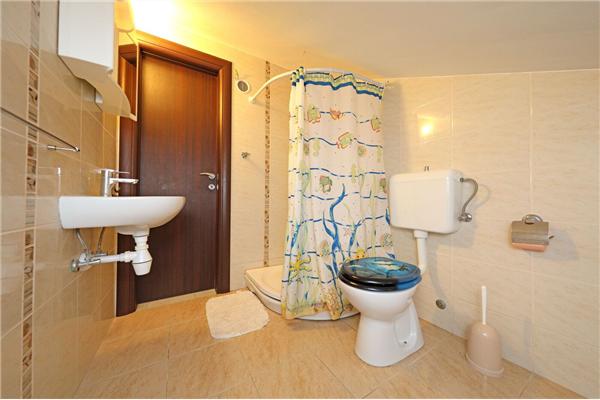 Apartment A3, for 6 persons