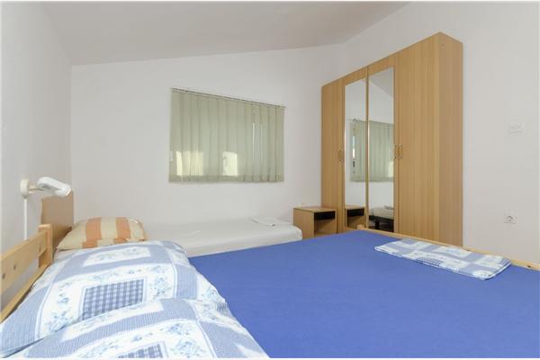 Apartment A2, for 3 persons