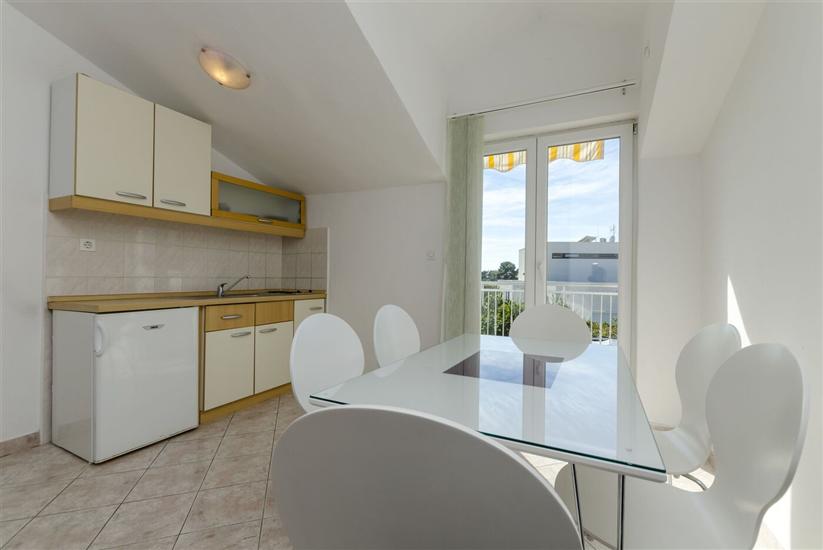 Apartment A2, for 3 persons