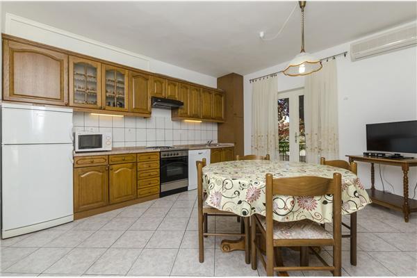 Apartment A2, for 4 persons