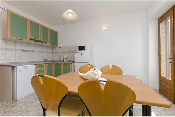 Apartment A2, for 4 persons