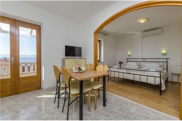 Apartment A2, for 4 persons