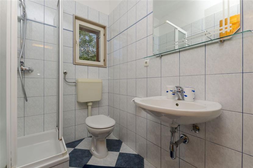 Apartment A4, for 4 persons