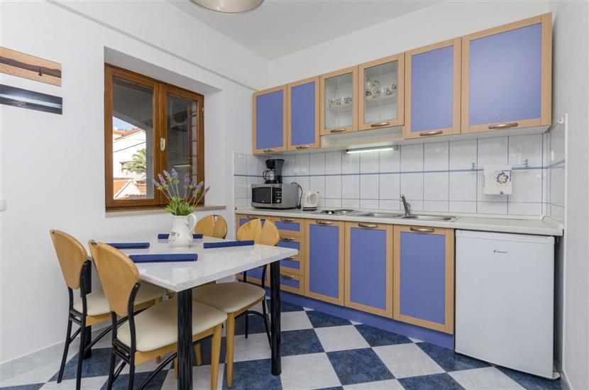 Apartment A4, for 4 persons