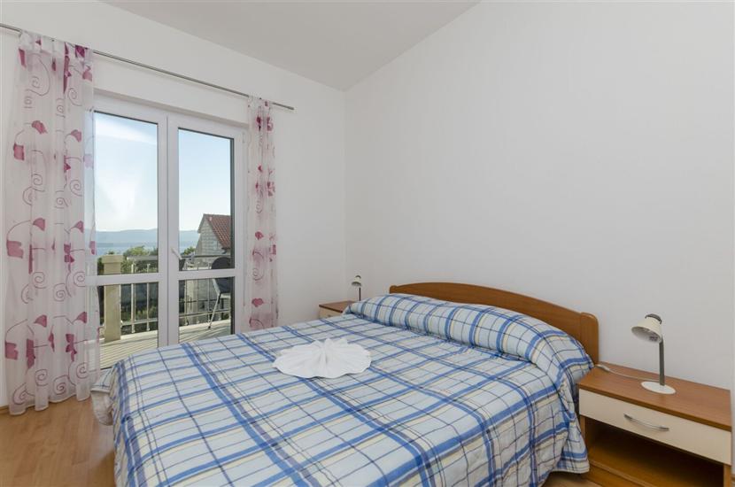 Apartment A1, for 5 persons