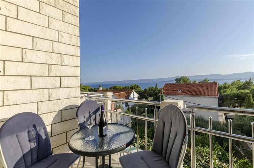 Apartment A1, for 5 persons