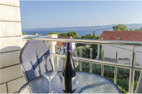 Apartment A1, for 5 persons