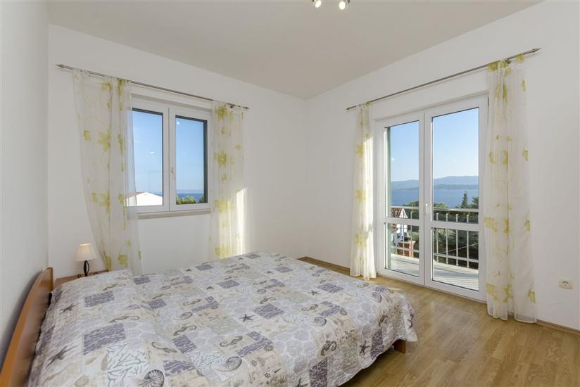 Apartment A2, for 5 persons