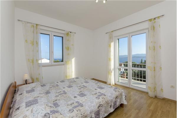 Apartment A2, for 5 persons