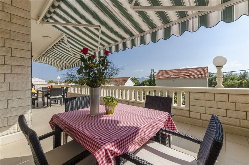 Apartment A3, for 9 persons