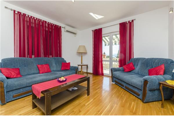 Apartment A3, for 9 persons