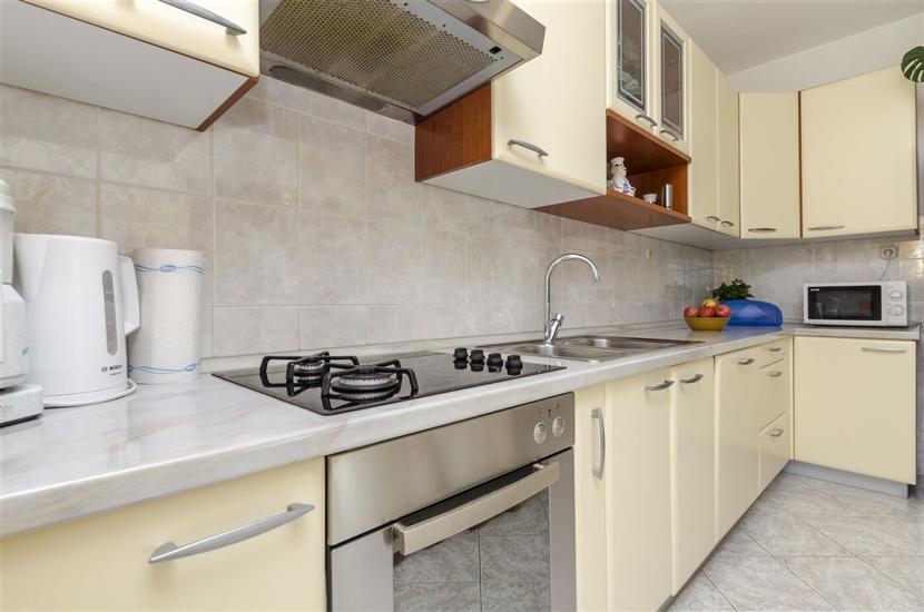 Apartment A3, for 9 persons