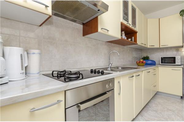 Apartment A3, for 9 persons