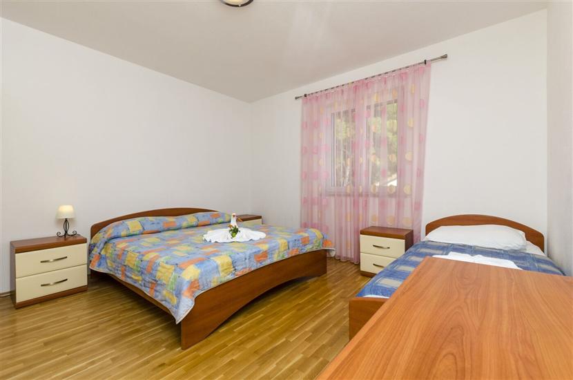 Apartment A3, for 9 persons