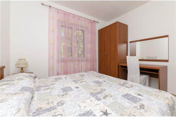 Apartment A3, for 9 persons