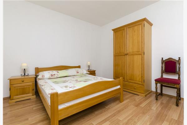 Apartment A6, for 5 persons