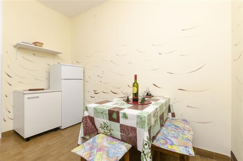 Apartment A1, for 6 persons