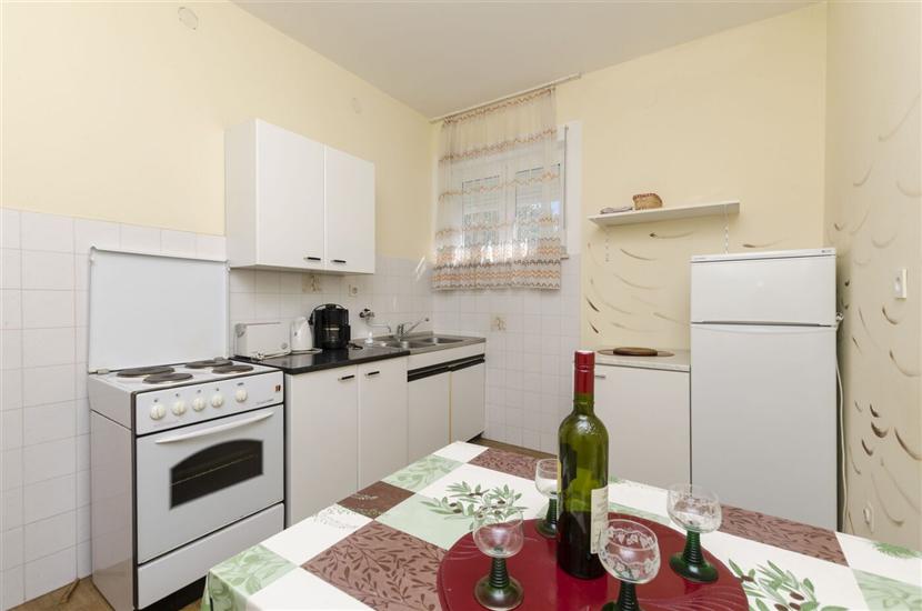 Apartment A1, for 6 persons