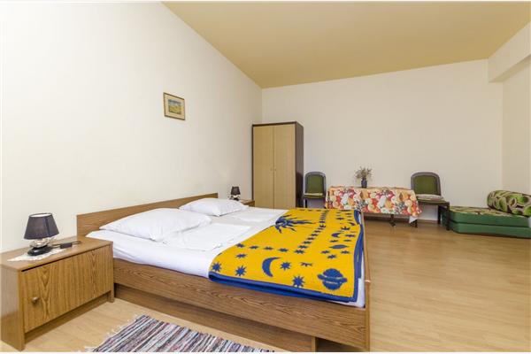 Apartment A1, for 6 persons