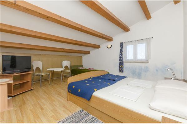 Apartment A2, for 4 persons
